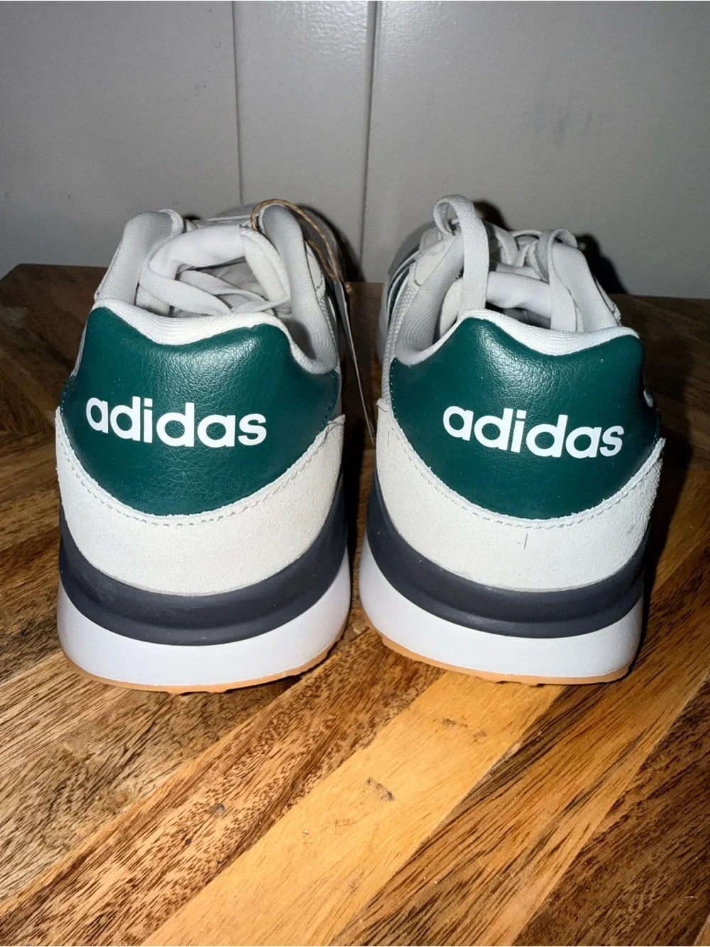 Adidas Run 60s 4.0 White Green Sneakers Men’s Size 10 NIB